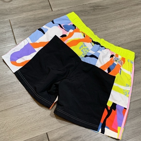 Adidas Originals “Love Unites” Unisex Pull-On Drawstring Waist Shorts size XL - Picture 6 of 12